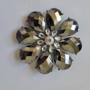 Brooch Pin